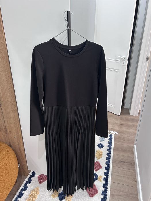 Платье UNIQLO оригинал