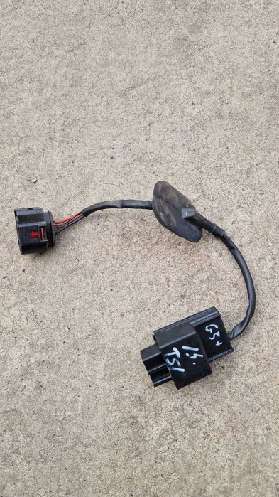 Modul / Releu control pompa combustibil VW Golf 5 plus