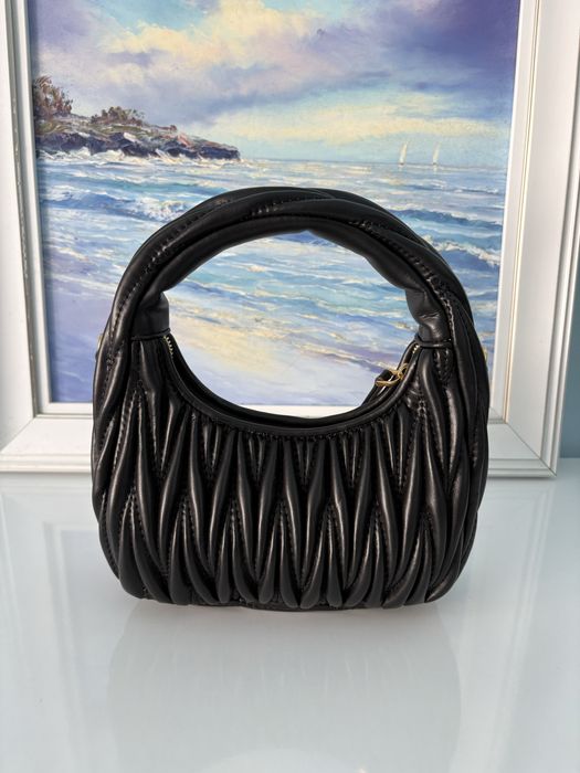 Дамска чанта – М1U М1U + подарък