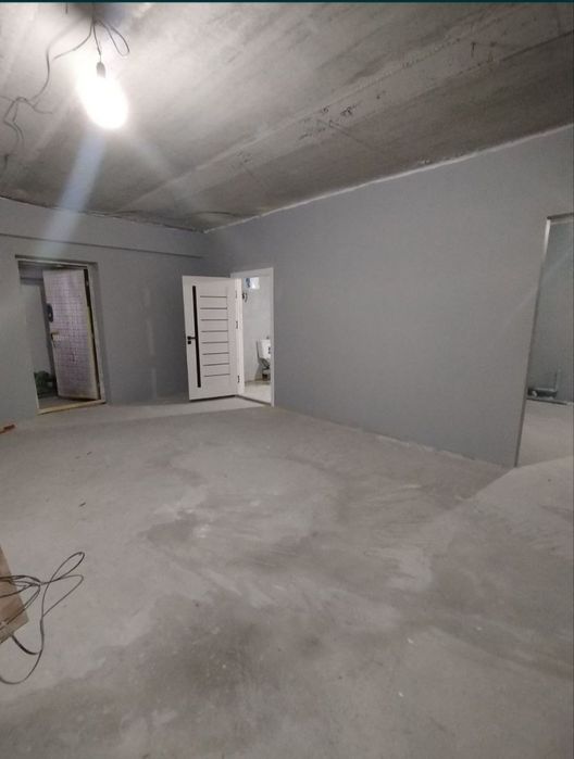 Продаётся коммерческое помещение Цоколь 3х ком Чиланзар 23 Книжный