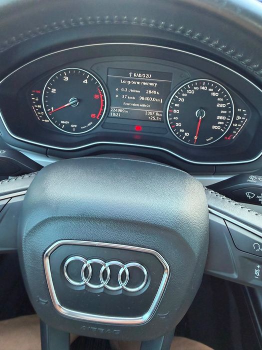 Audi A 4 an fabricație 2015 Berlina