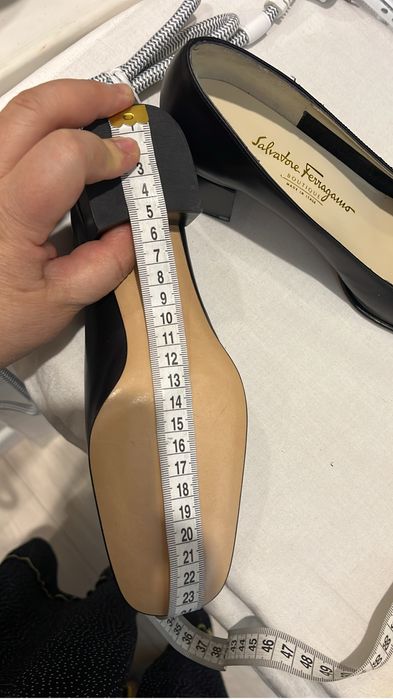 Salvatore Ferragamo. Модель Vara