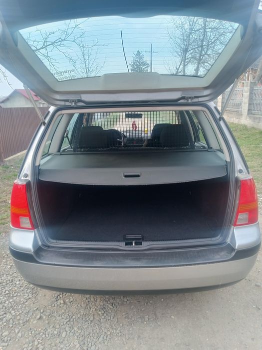 Vând golf 4 an fabricație 2003