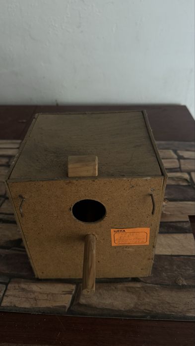 Продам скворечник или гнездо  б/у