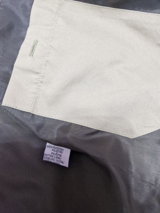 Продам женскую куртку.