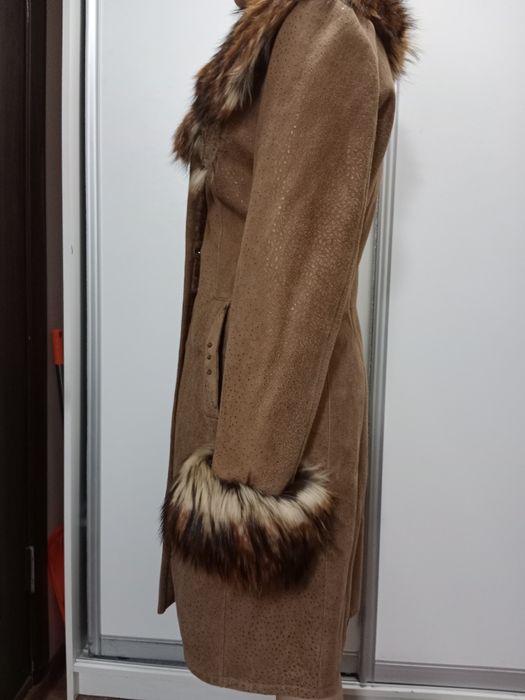 Продам дубленку облегченую