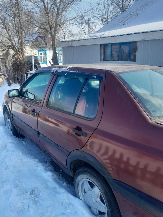 Машина венто 1993 года