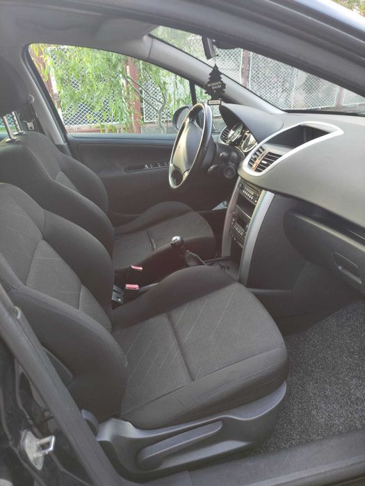 Peugeot 207 SW 2008 | 1.6 Benzină | Climatronic | Plafon panoramic