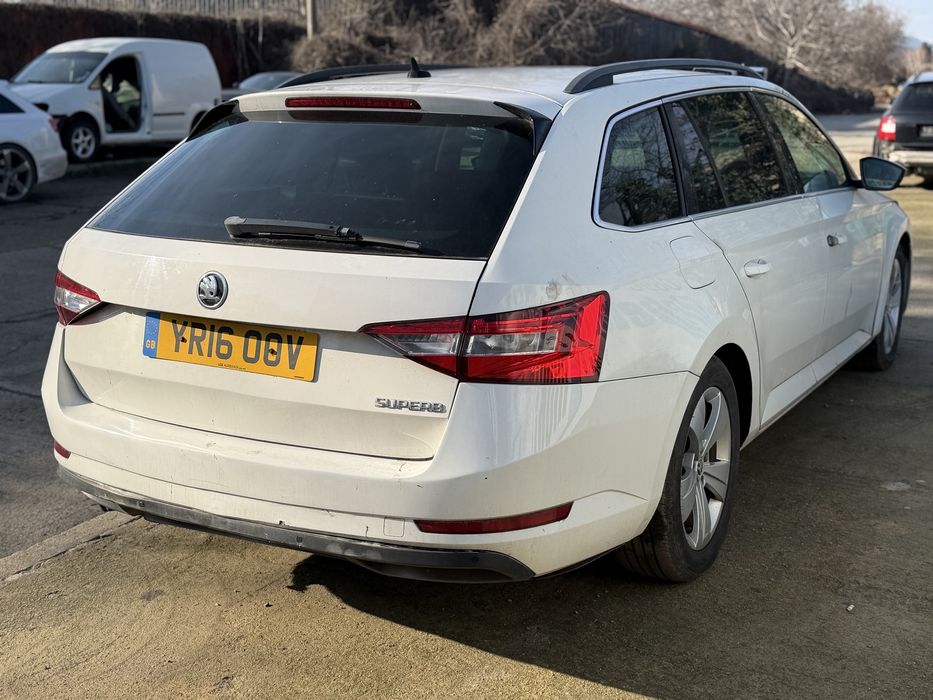 Шкода супърб 2.0тди дсг на части / skoda superb 2.0tdi dsg