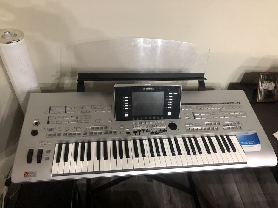 Pian Yamaha Tyros 4 stare ca nou!
