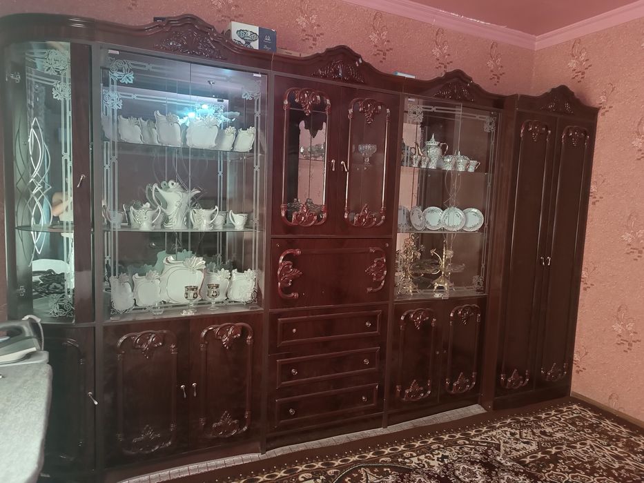 Сотилади арзонга