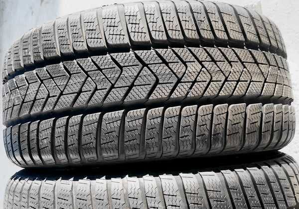 Anvelope iarna 235 35 19 Pirellli - ca noi