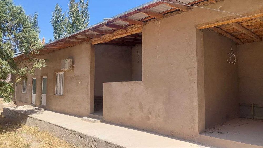 Xovli sotiladi. Yakkabogʻ tumani