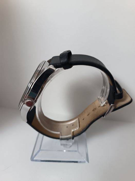 Vând ceas French Conection  calendograf