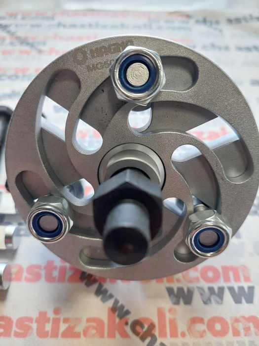 Инструмент за демонтаж на ролки на ремъчни шайби