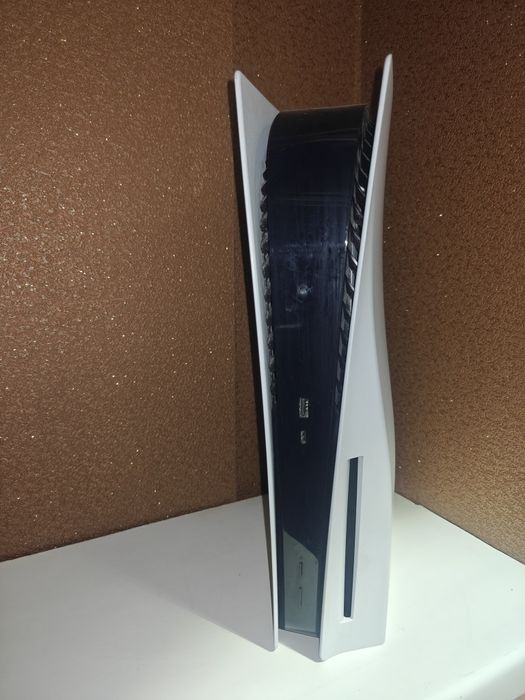 Продам playstation 5