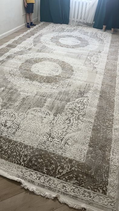 Ковер новый 5*2.5 м