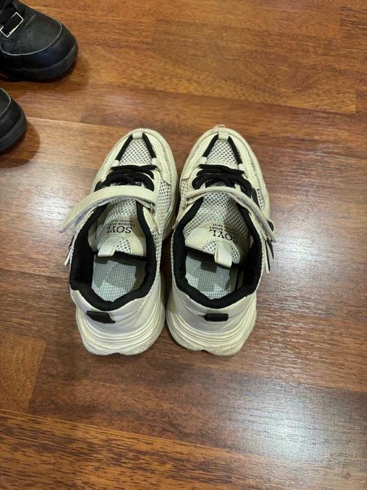 Обувь для девочки в отличном состоянии, недорого