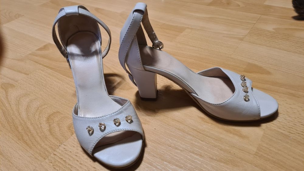 Pantofi cu toc - Ivory