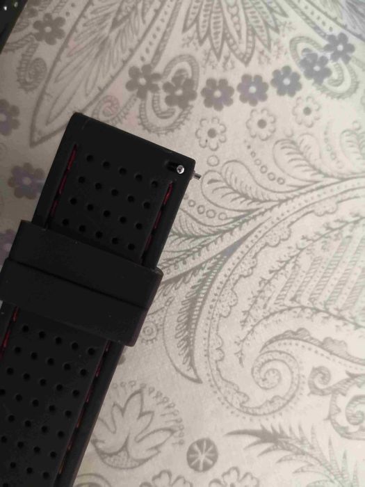 Комплект силиконови каишки с механизъм за откопчаване