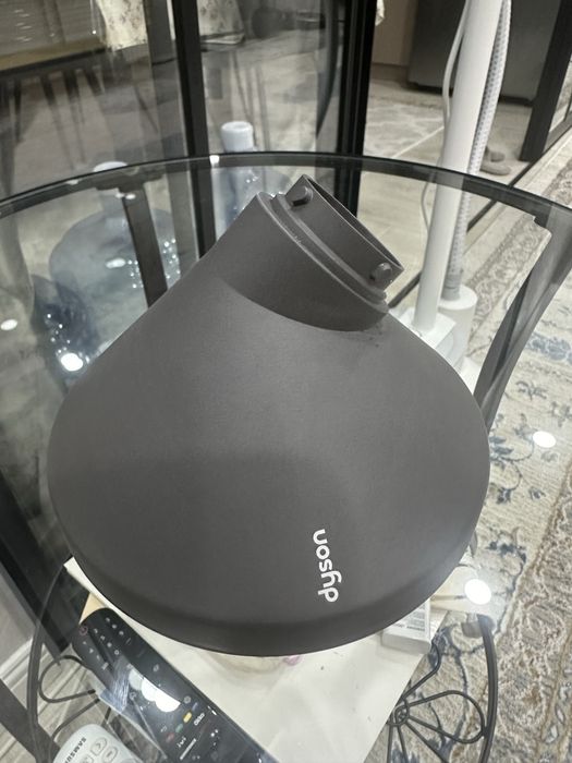 Продам оригинальную 100% насадку от Dyson