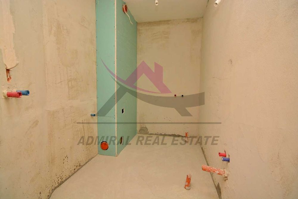 Продава се Тристаен апартамент в Варна, Бриз - 110 кв.м за 2319 €/кв.м - Снимка #3