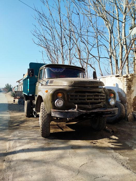 Зил самасвал састаяня зур