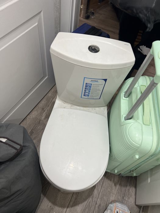 Унитаз в хорошем состоянии