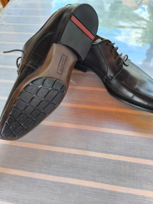 Обувки Dover by LLOYD