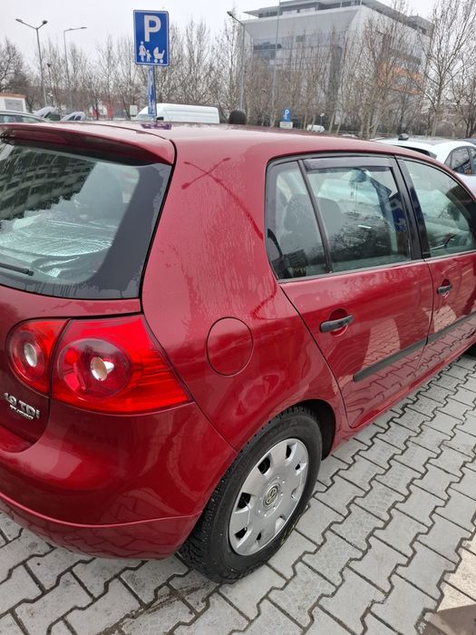 Vând golf 5 stare buna