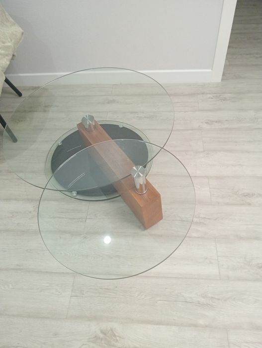 Продам журнальный столик