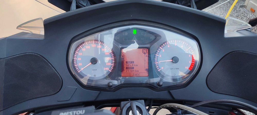 Vând moto BMW R1200RT 2005/06