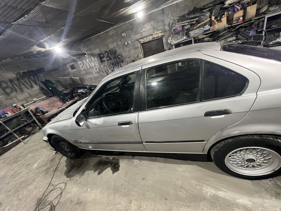 Продам бмв е 36 в хорошем состоянии