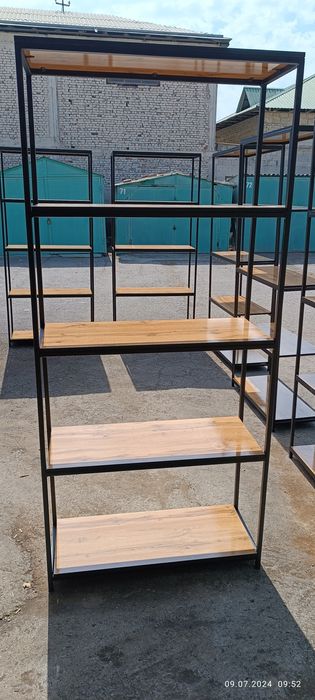 Стелажи полки в стиле лофт