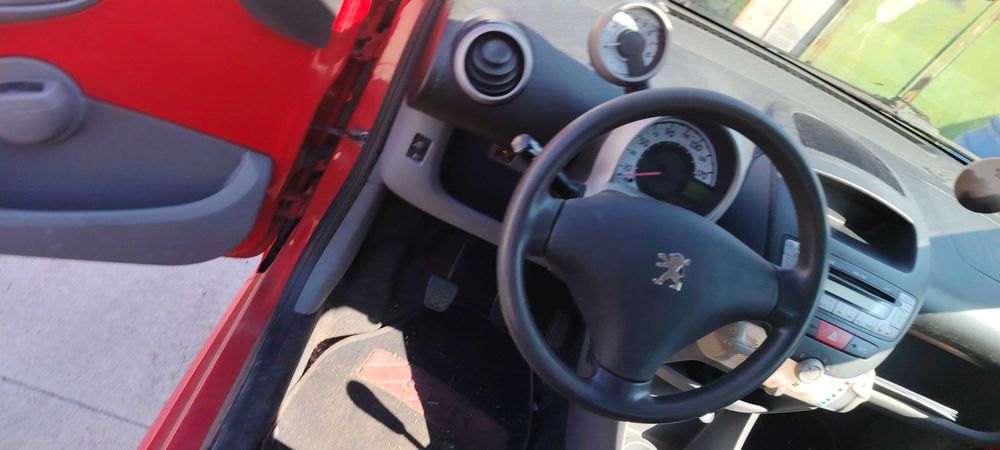 Peugeot 107 1,0 i, Пежо 107 на части! Юни 2008