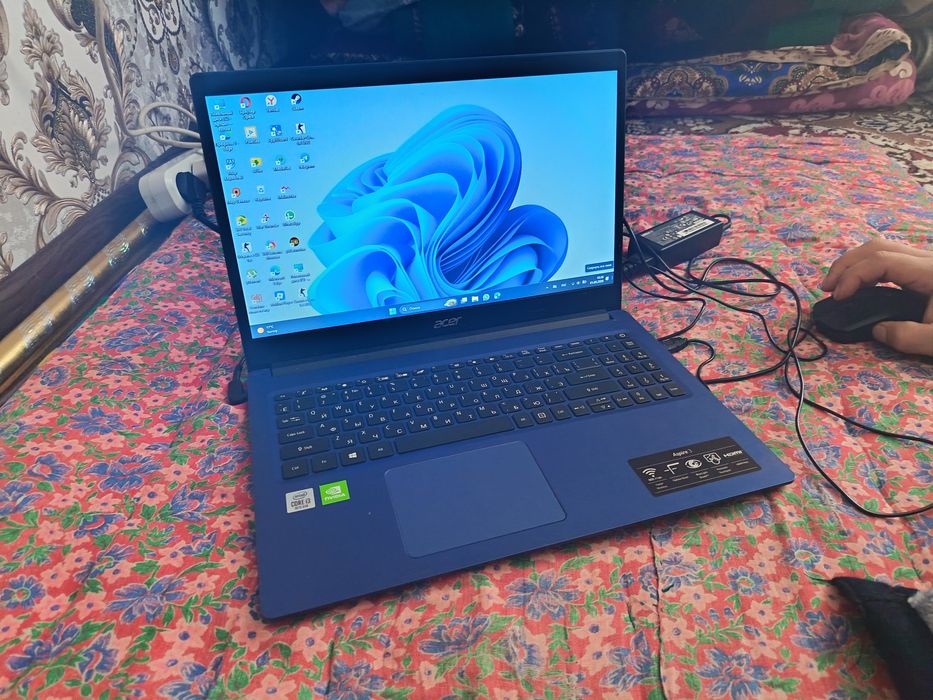 Acer Процессор Intel Core i3 оперативная память 8гб 256гб  w