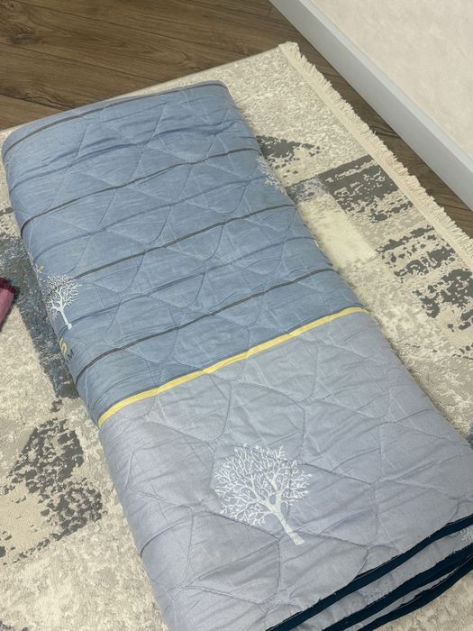 Продаю одеяло подушка