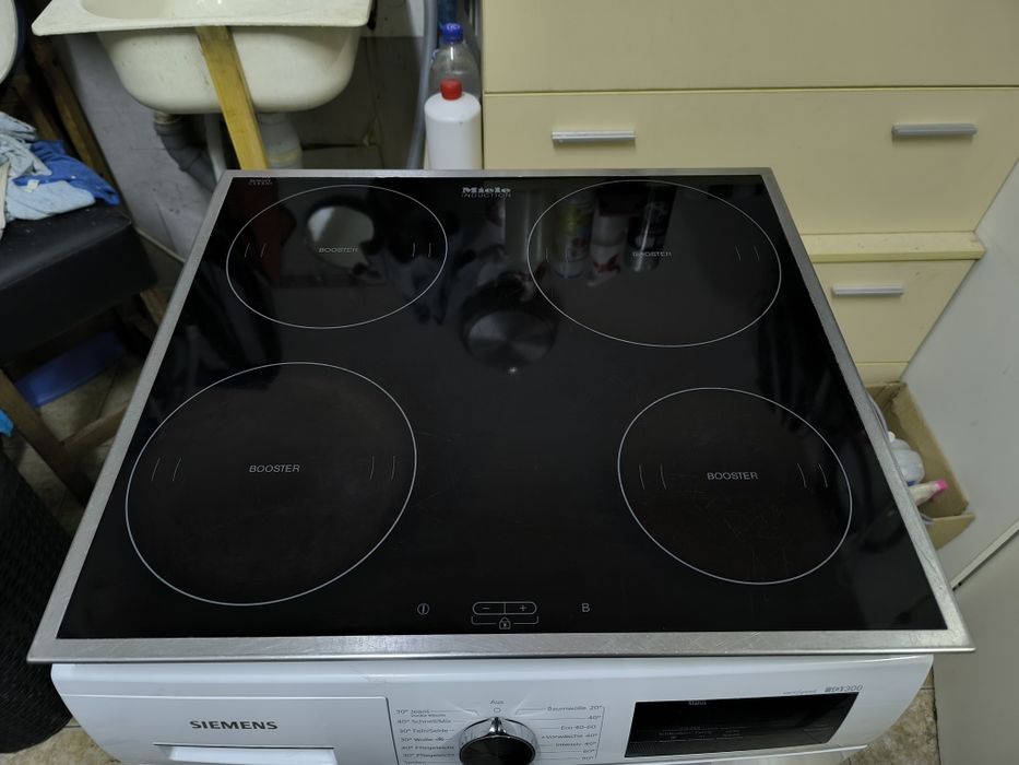 Индукционен плот Miele KM 5722 EDST