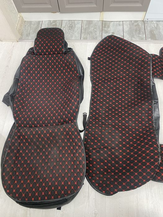 Комплект универсальрых чехлов