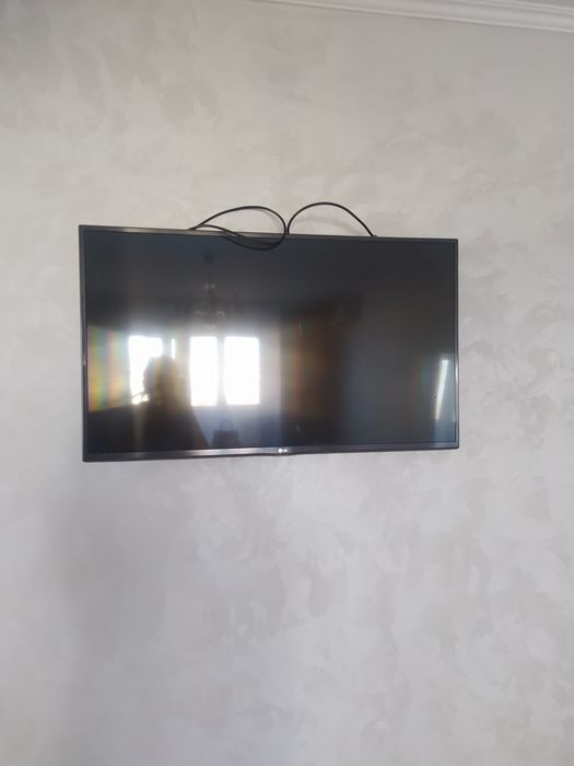 Продам телевизор LG, в отличном состоянии.  D 90