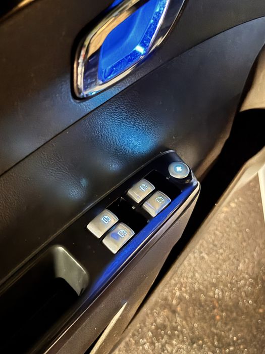 Spark srochna sotiladi