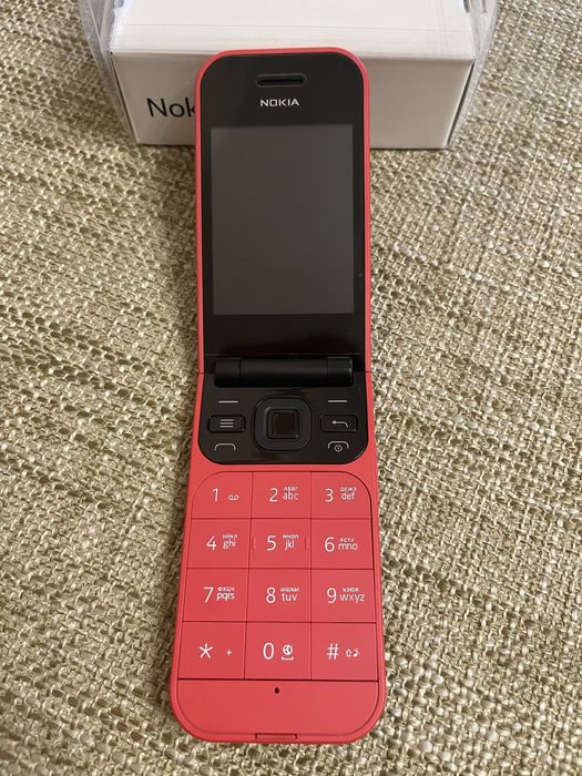 Новый Nokia2720Flip
