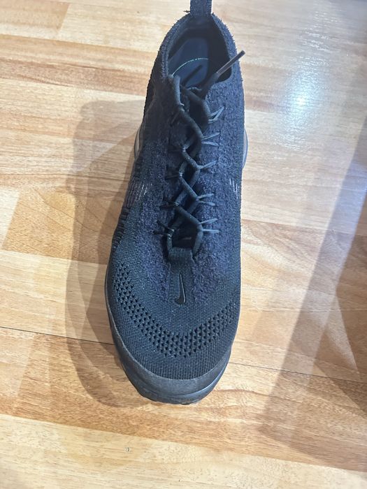 Продам кроссовки мужские