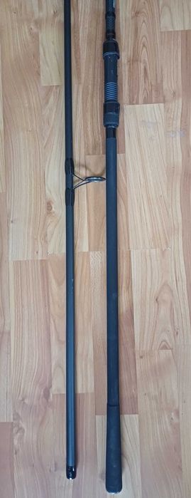 Trei lansete DAIWA Ninja 3,90