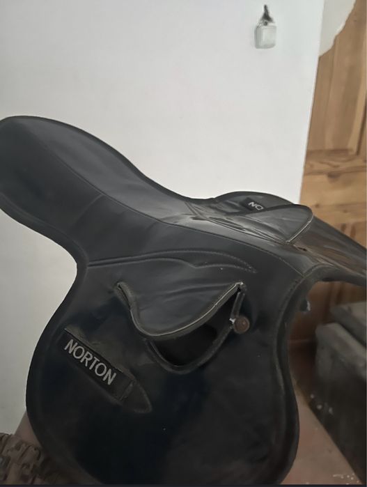 Скаковое седло бабочка