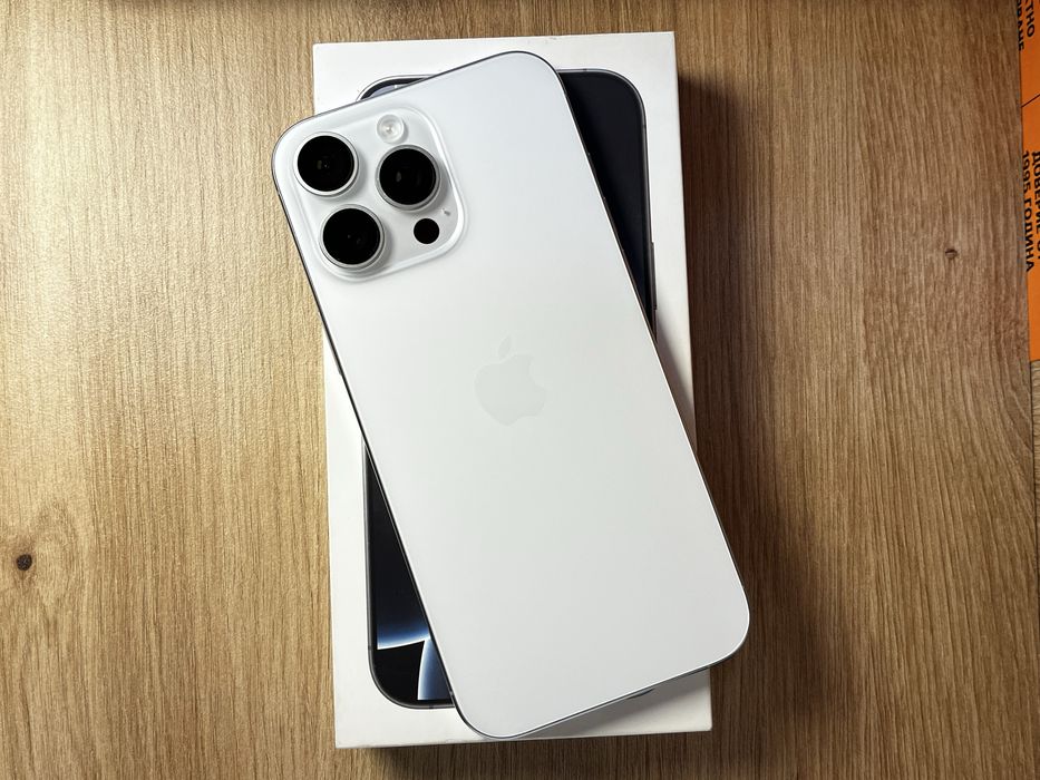 iPhone 16 Pro Max 256GB 100% Бат 11 Цикъла Гаранция