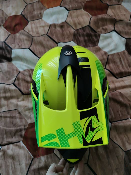 Каска за мотор, мотокрос, супермото Shark Varial Anger