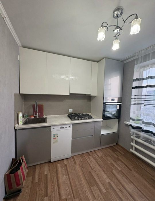 Продам  2 комнатную Гор отдел