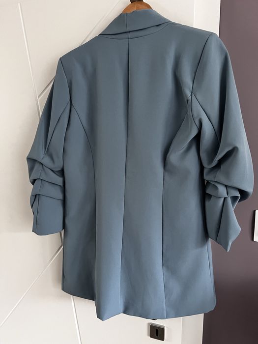 Ново пролетно Сако М размер синьо с набран ръкав