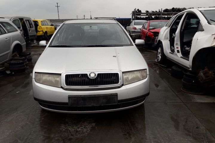Usita rezervor 6Y5010315B 6Y5010315B Skoda Fabia 6Y